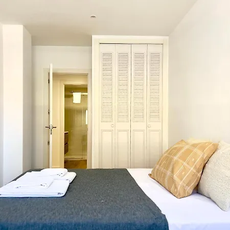 Housing San Mames לאון